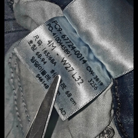 Bundle-6 Pair of Jeans - Picture 5 of 5